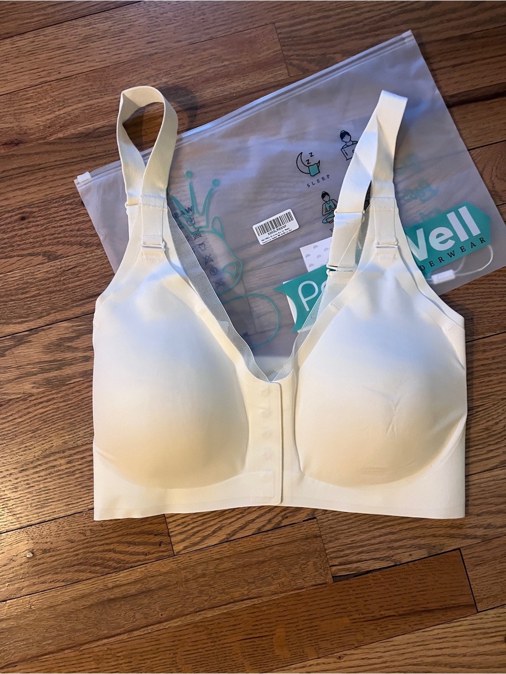 Plus size Wireless Comfort Bra in Cream